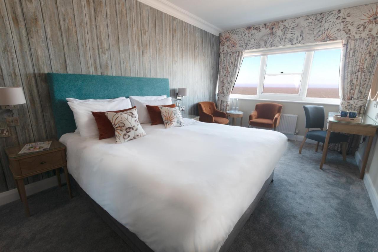 The Brudenell Hotel Aldeburgh Bagian luar foto